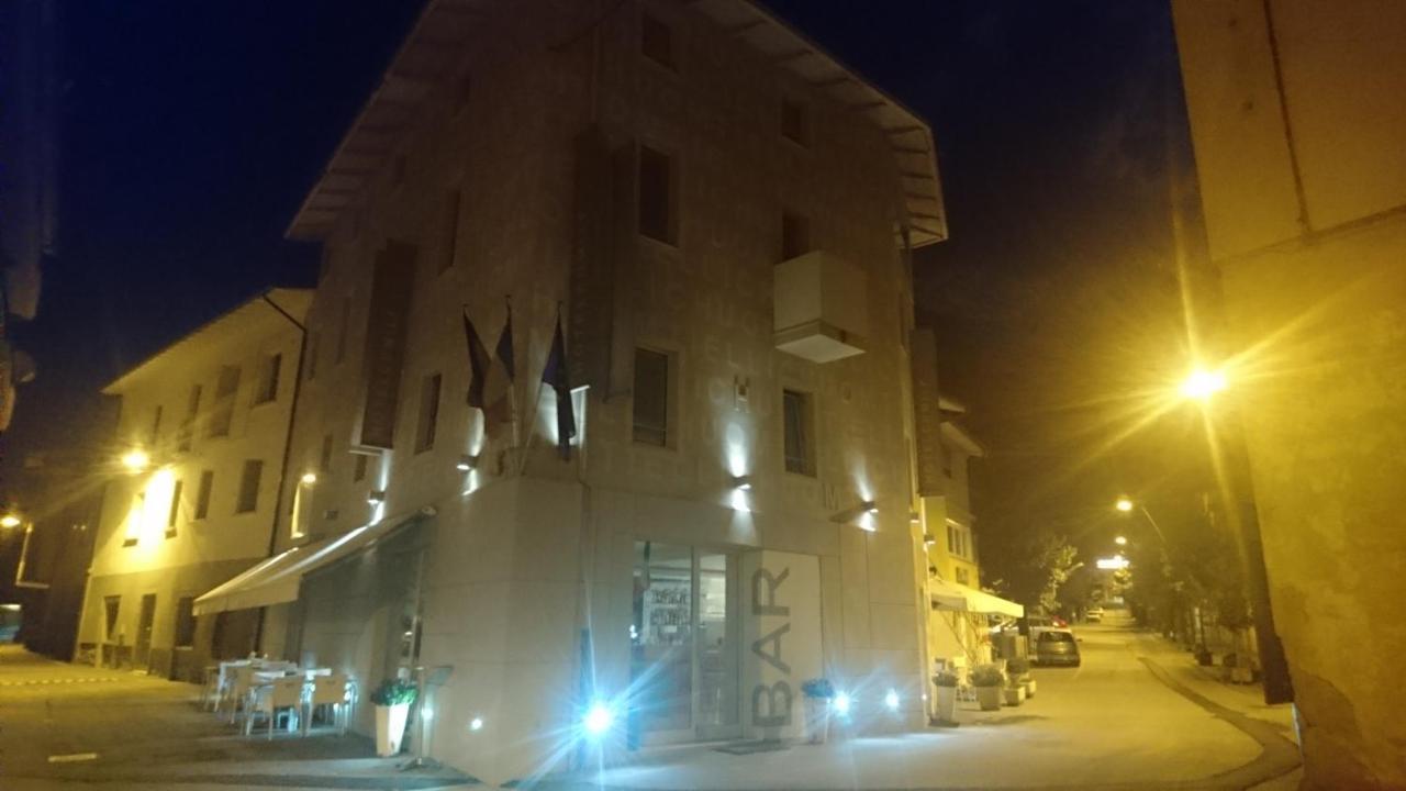 Hotel Cumili Capo di Ponte Eksteriør billede