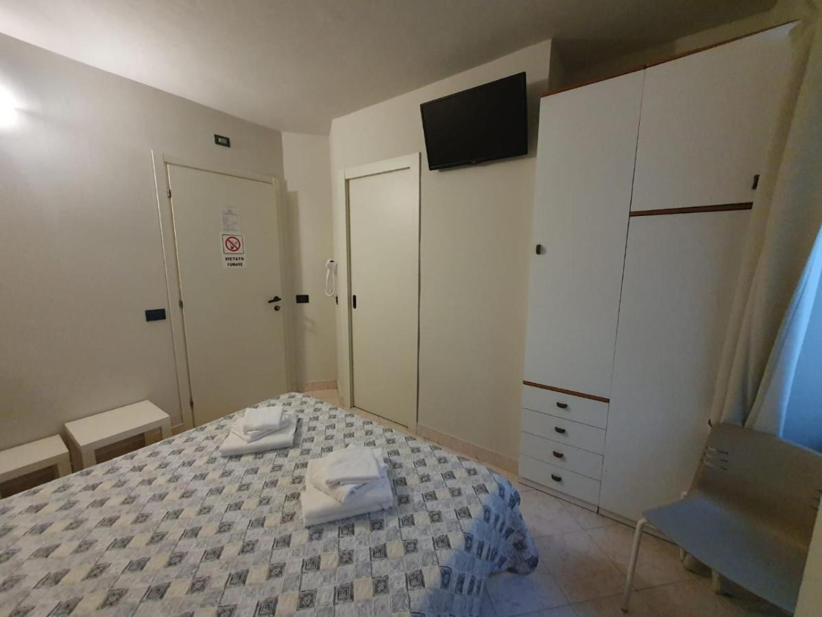 Hotel Cumili Capo di Ponte Eksteriør billede