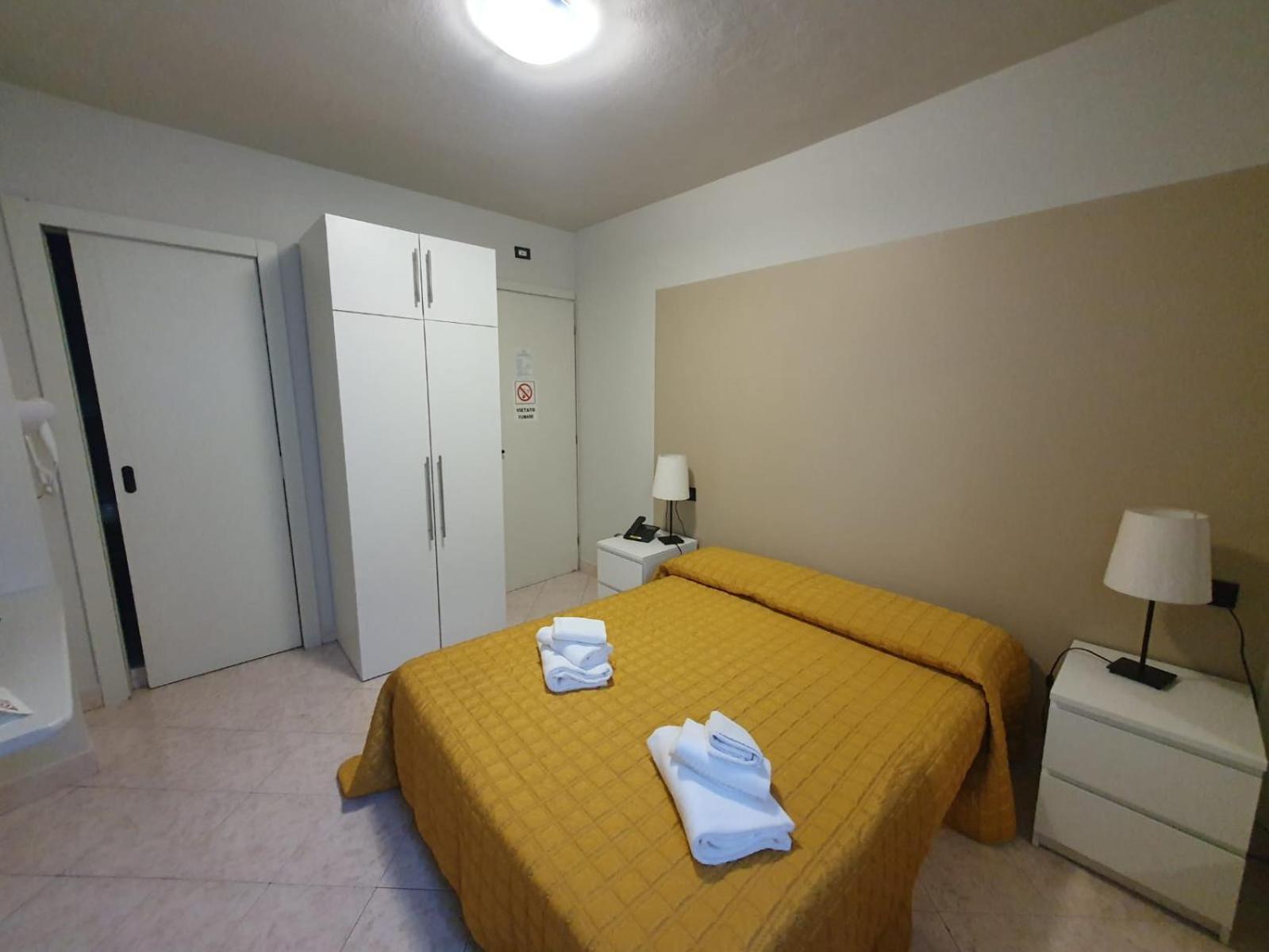 Hotel Cumili Capo di Ponte Eksteriør billede