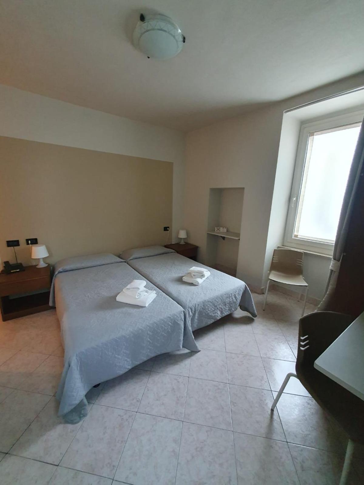 Hotel Cumili Capo di Ponte Eksteriør billede