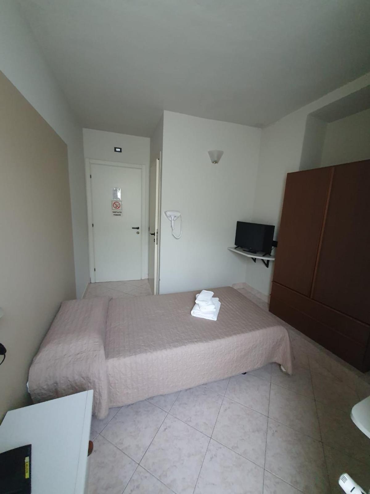 Hotel Cumili Capo di Ponte Eksteriør billede